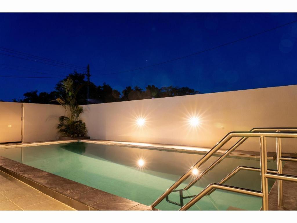Churaumi Village Pool And Terrace Okinawa Bagian luar foto
